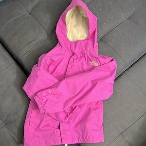 Gently used The North Face girls windbreaker size Small 7/8